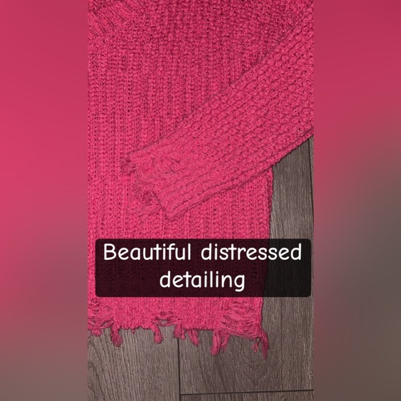Adora Women’s Size Medium Hot Pink Sweater V-neck Chunky Warm Distressed EUC - Picture 5 of 7